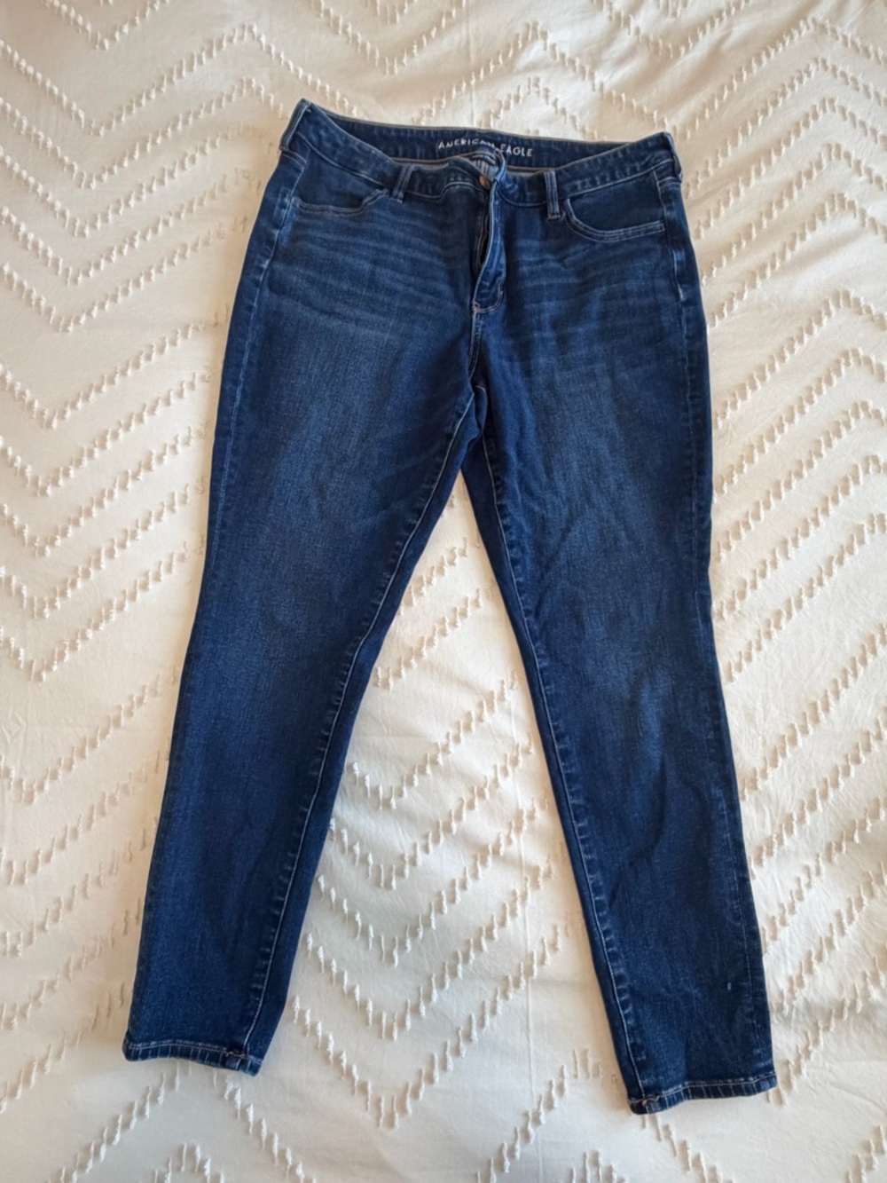 American Eagle Outfitters Women’s Dark Blue Skinny Jeans